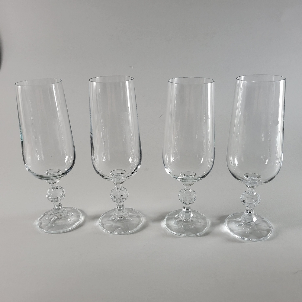 Set Of 4 Champagne Flutes with Faceted Stem  Clear Glass